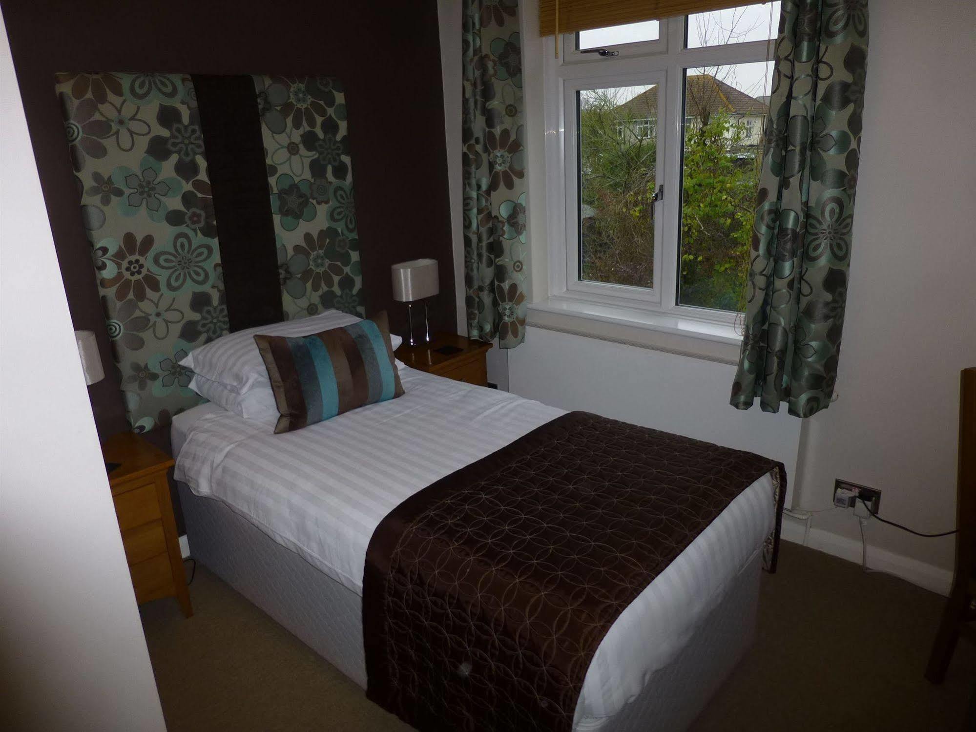 Waters Reach Guest House 基督城 外观 照片